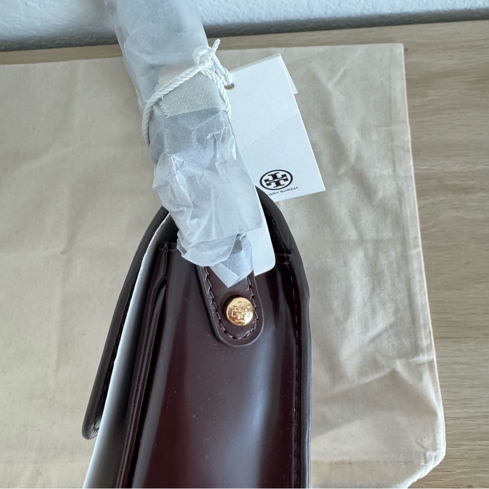 ☀️NEW☀️ Tory Burch Robinson Spazzolato Shoulder Bag Burgundy - Picture 10 of 14